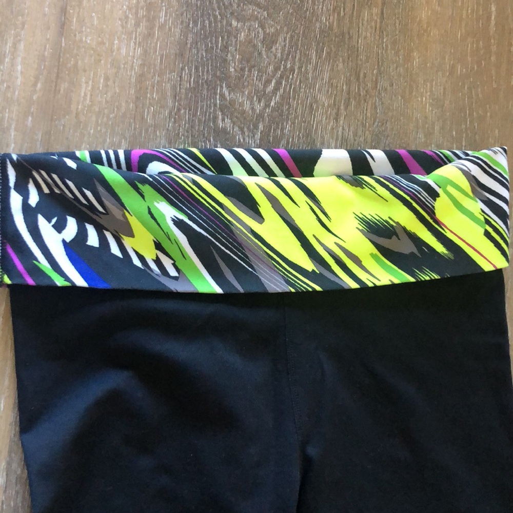 Fabletics Capri Workout Leggings - image 4